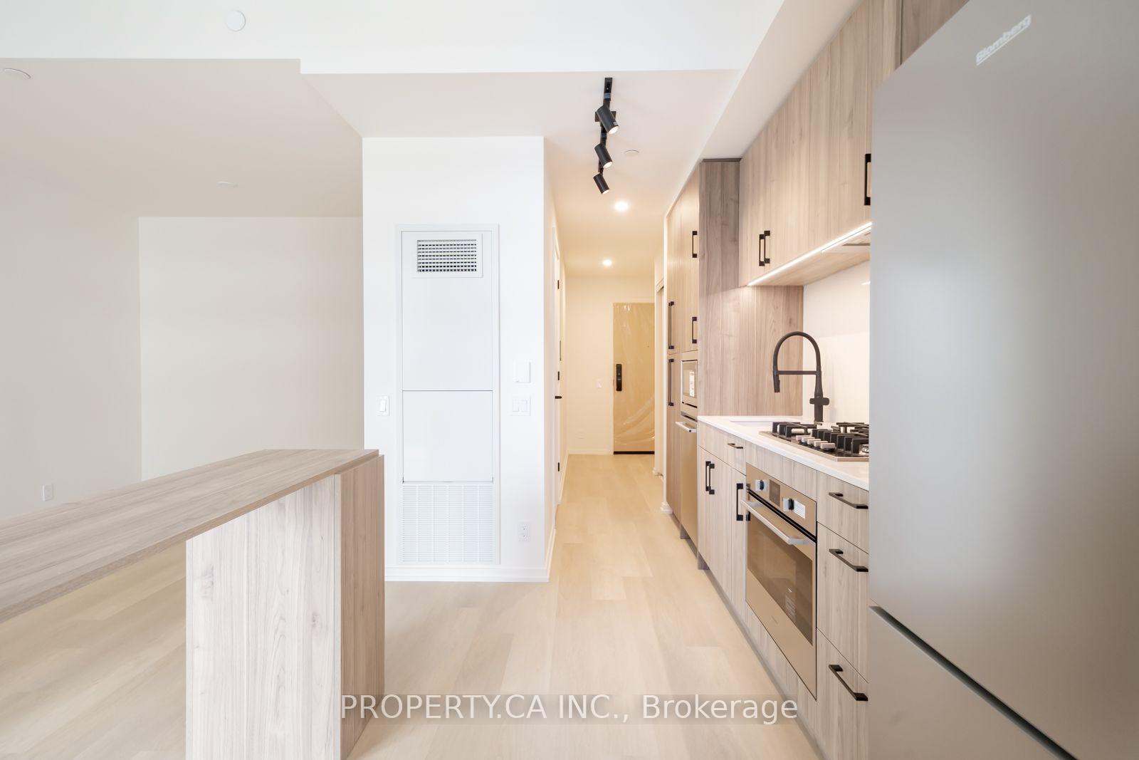 Photo 2 of Unit 1908, 109 Erskine Avenue, Toronto, Mount Pleasant East — HOMEH