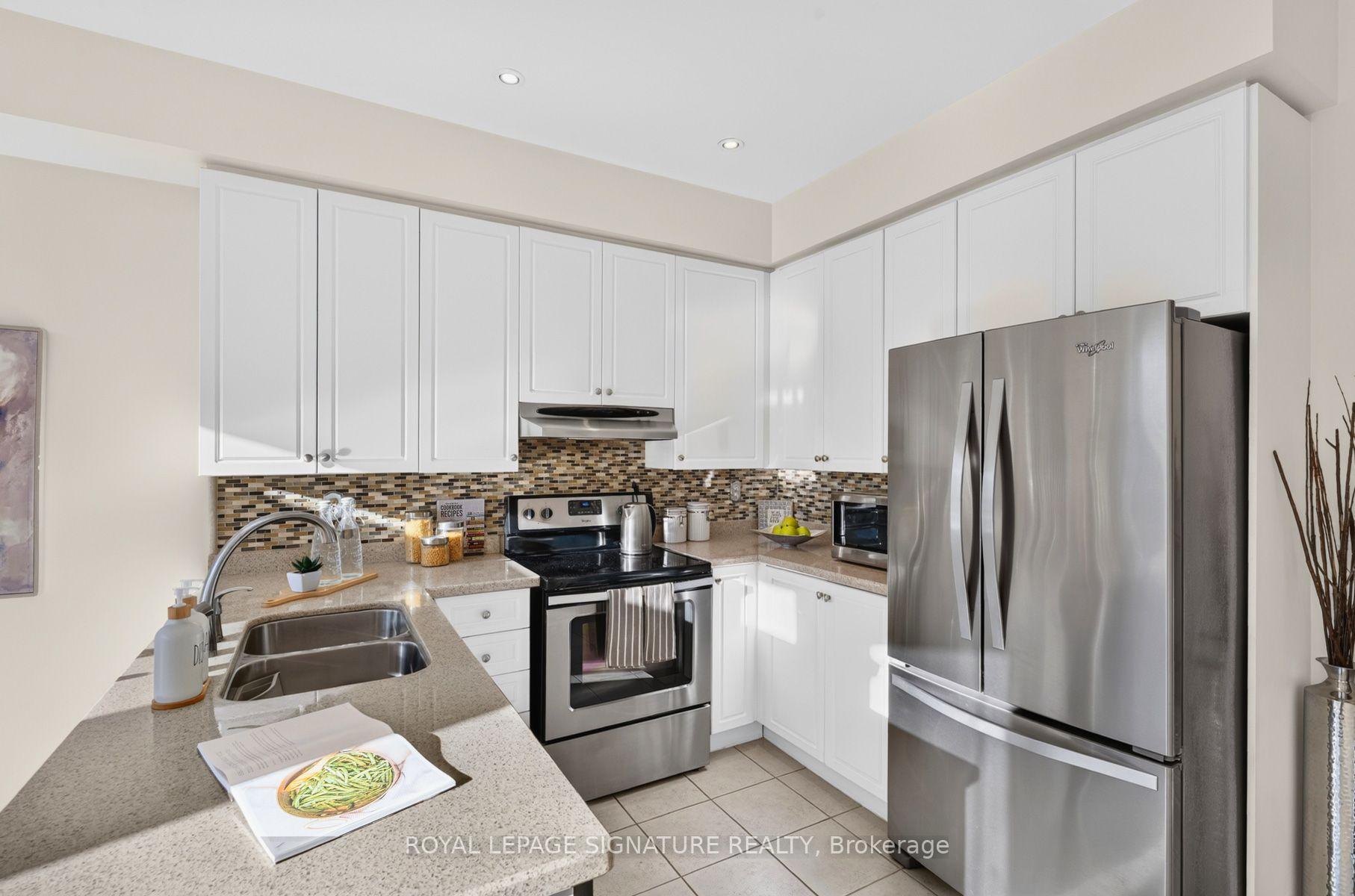 Photo 14 of 1760 Autumn Crescent, Pickering, Amberlea — HOMEH