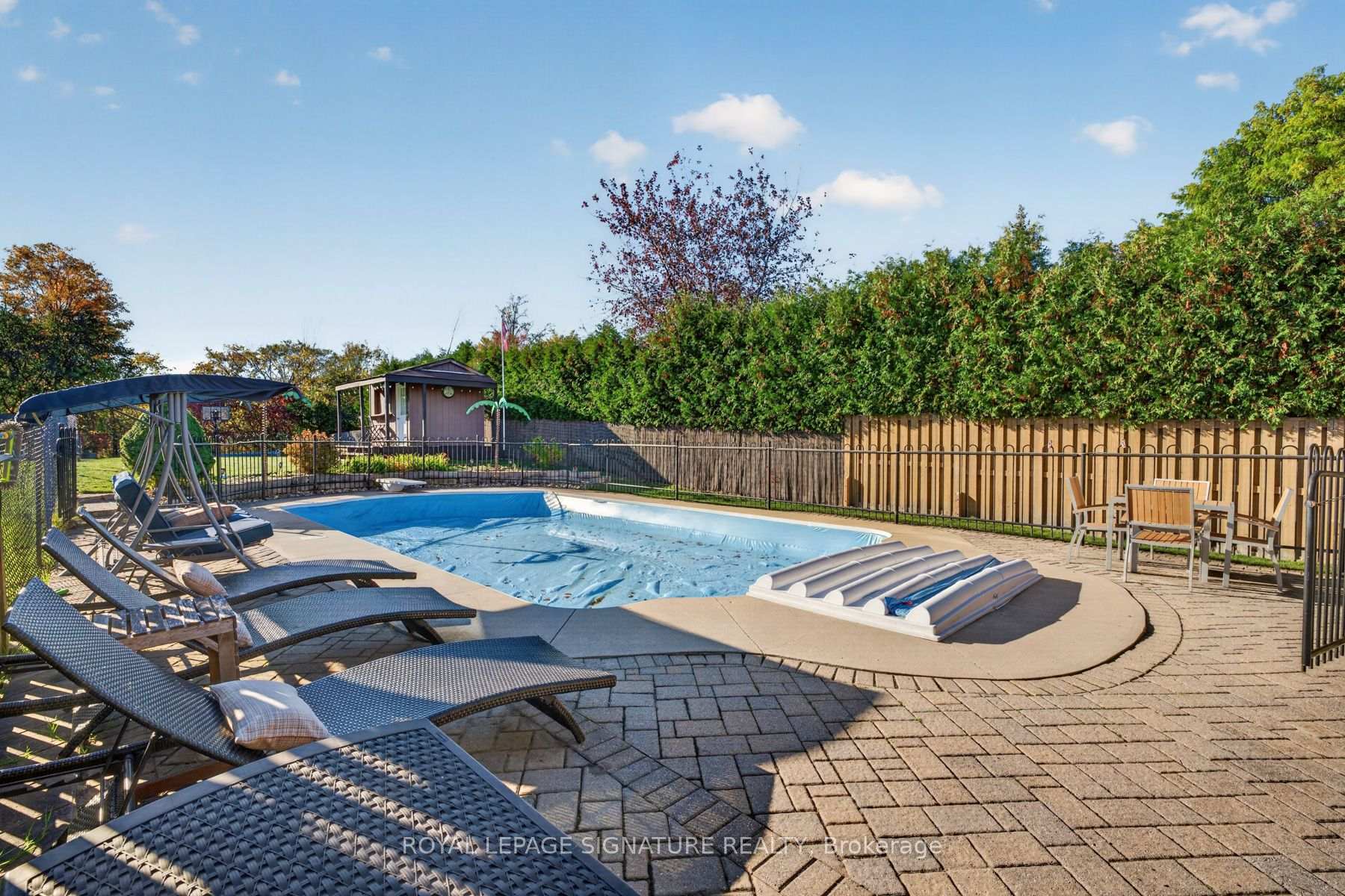 Photo 36 of 1760 Autumn Crescent, Pickering, Amberlea — HOMEH