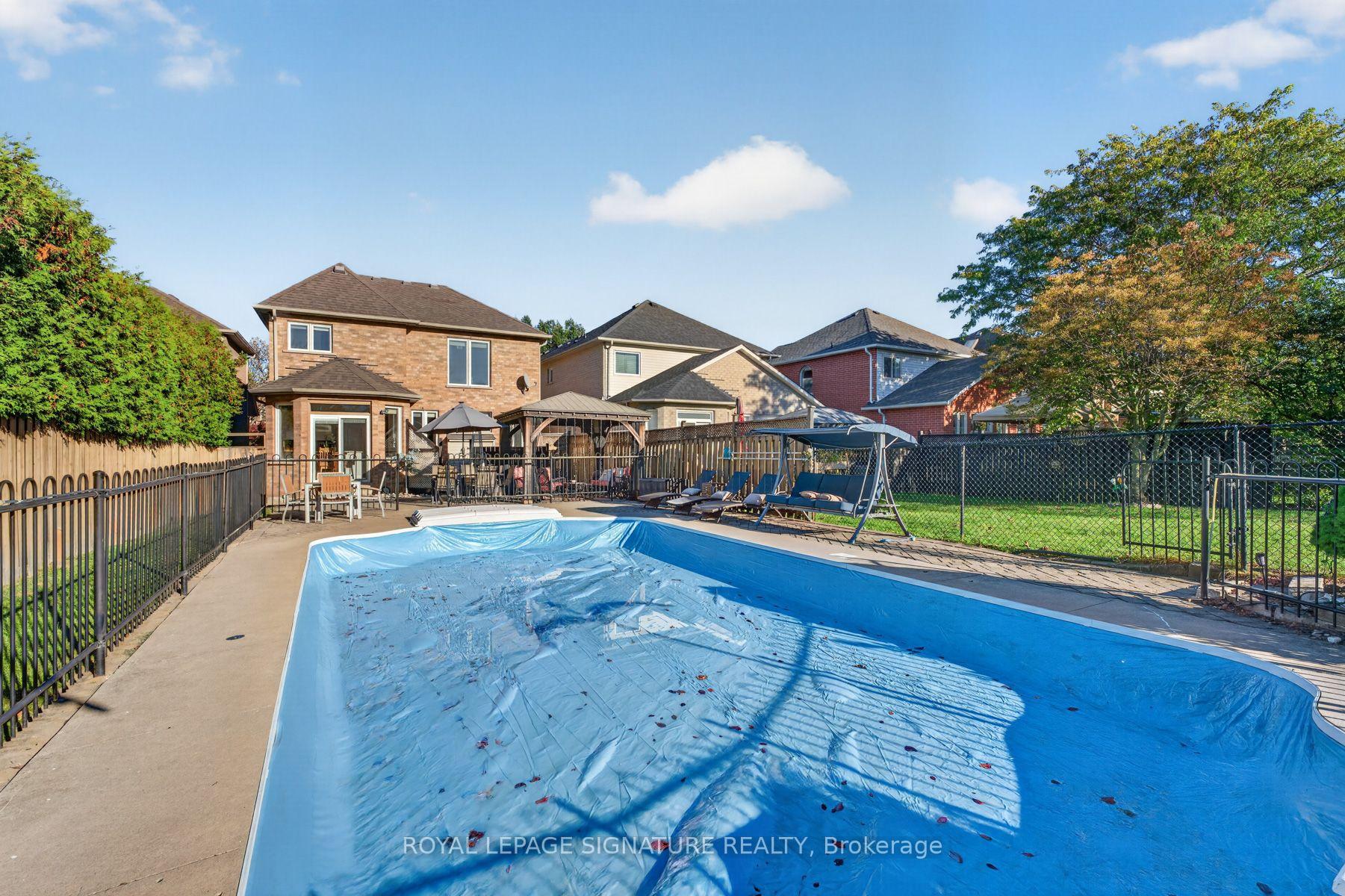 Photo 37 of 1760 Autumn Crescent, Pickering, Amberlea — HOMEH
