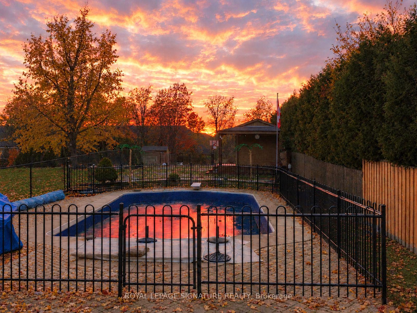 Photo 46 of 1760 Autumn Crescent, Pickering, Amberlea — HOMEH