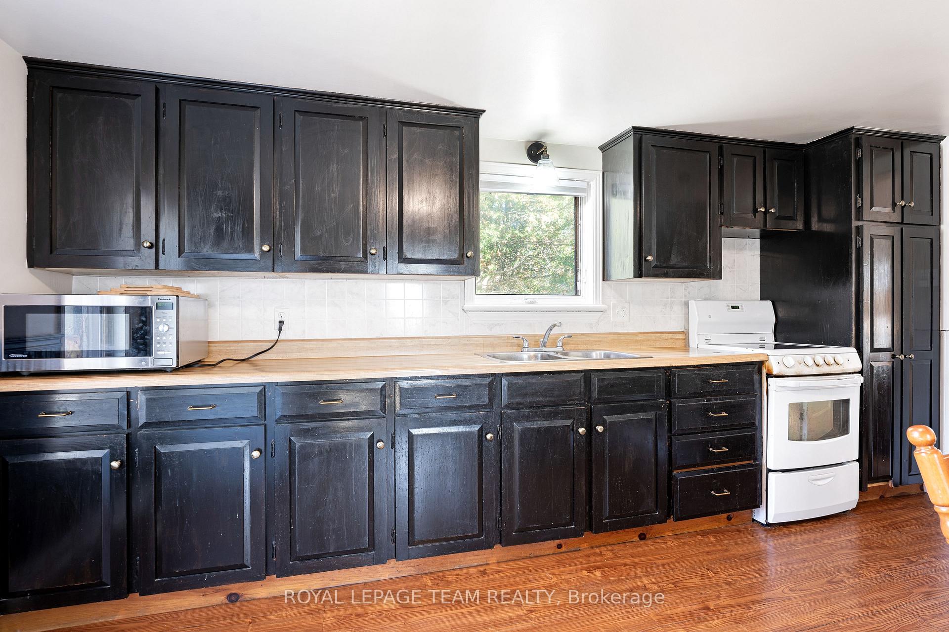 Photo 13 of 29 David St Street, Edwardsburgh/Cardinal, Edwardsburgh/Cardinal Twp — HOMEH