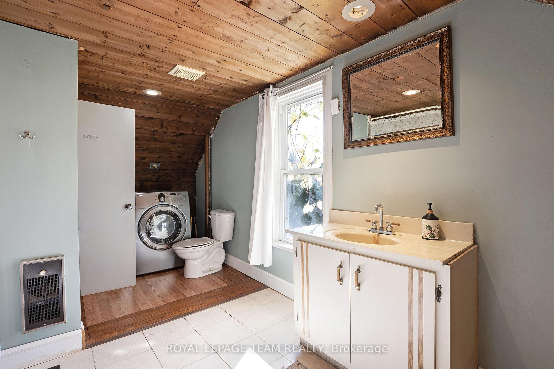 Photo 18 of 29 David St Street, Edwardsburgh/Cardinal, Edwardsburgh/Cardinal Twp — HOMEH