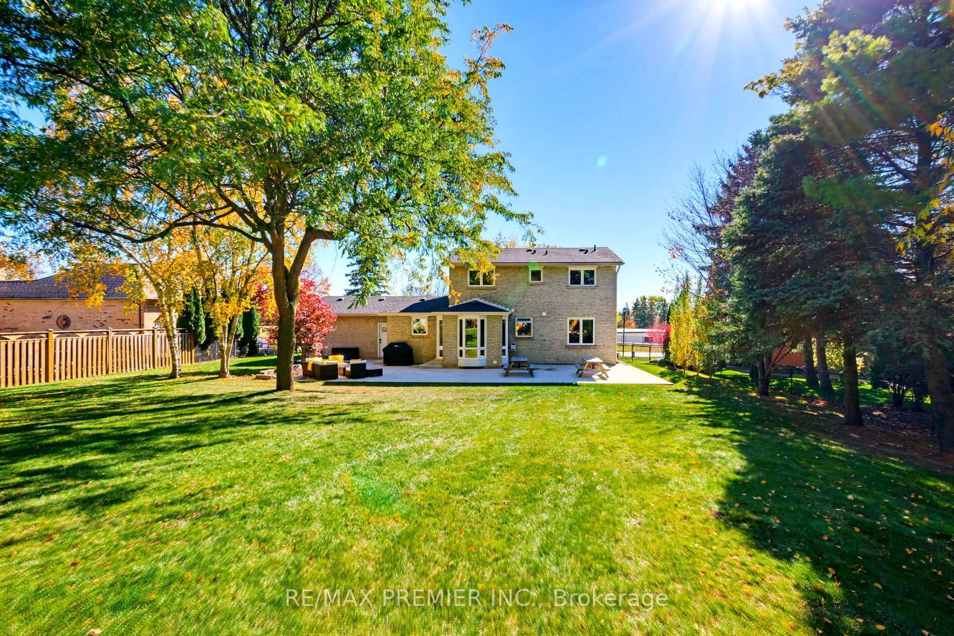 Photo 30 of 122 Hill Farm Road, King, Nobleton — HOMEH