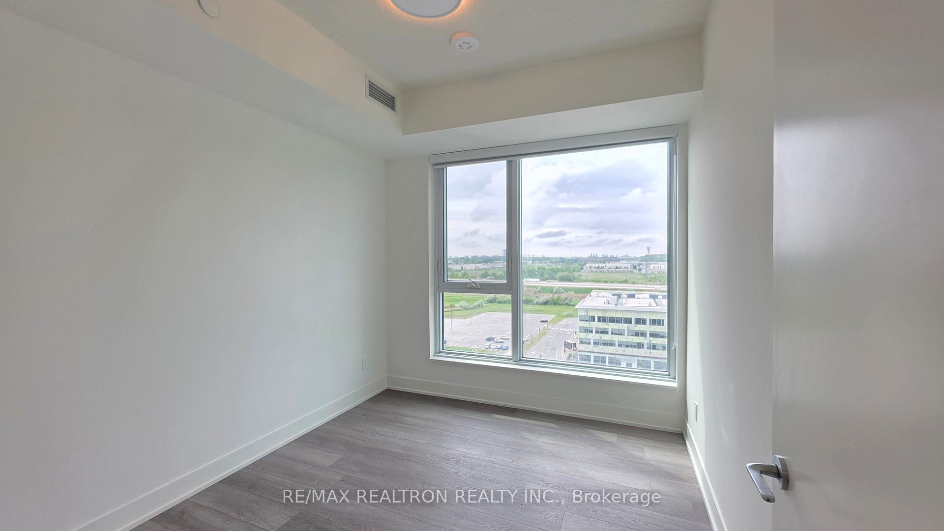 Photo 10 of Unit 1309, 38 Andre De Grasse Street, Markham, Unionville — HOMEH