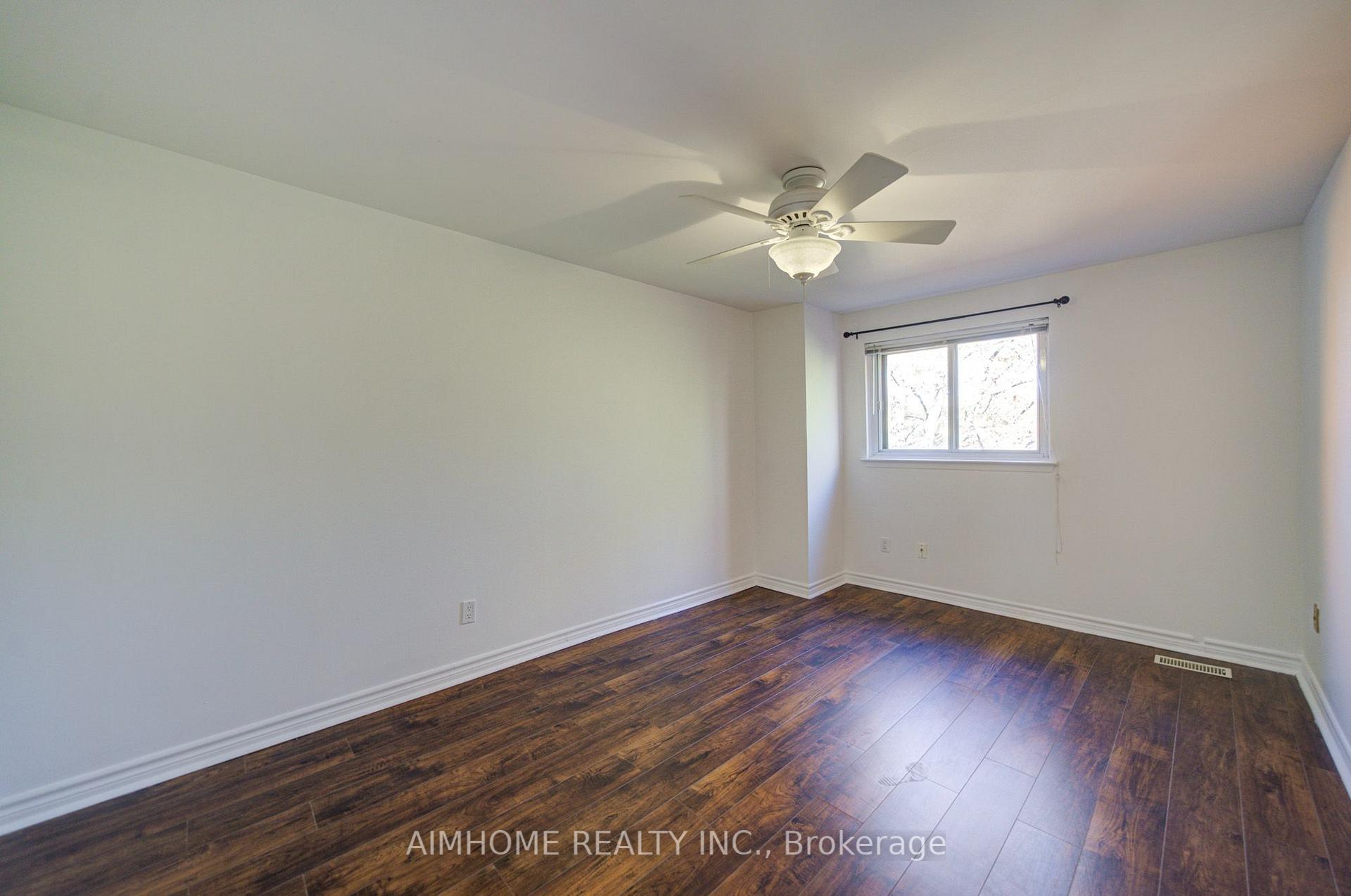 Photo 22 of 34 Stately Way, Markham, Royal Orchard — HOMEH