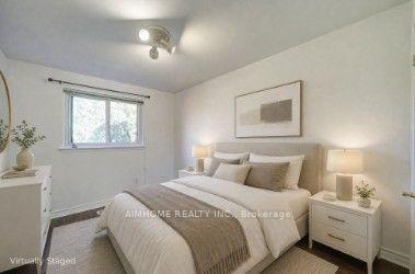 Photo 24 of 34 Stately Way, Markham, Royal Orchard — HOMEH
