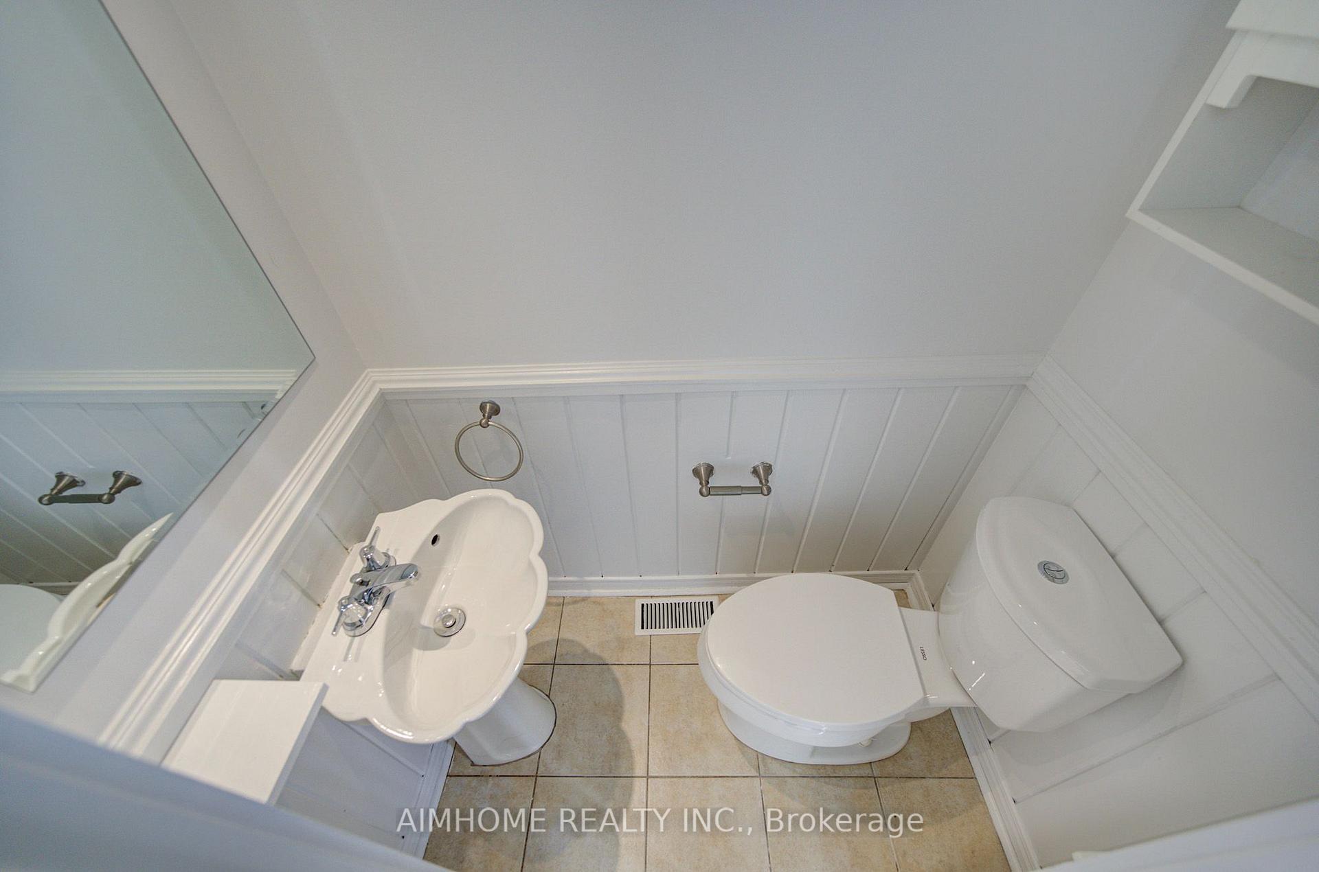 Photo 38 of 34 Stately Way, Markham, Royal Orchard — HOMEH