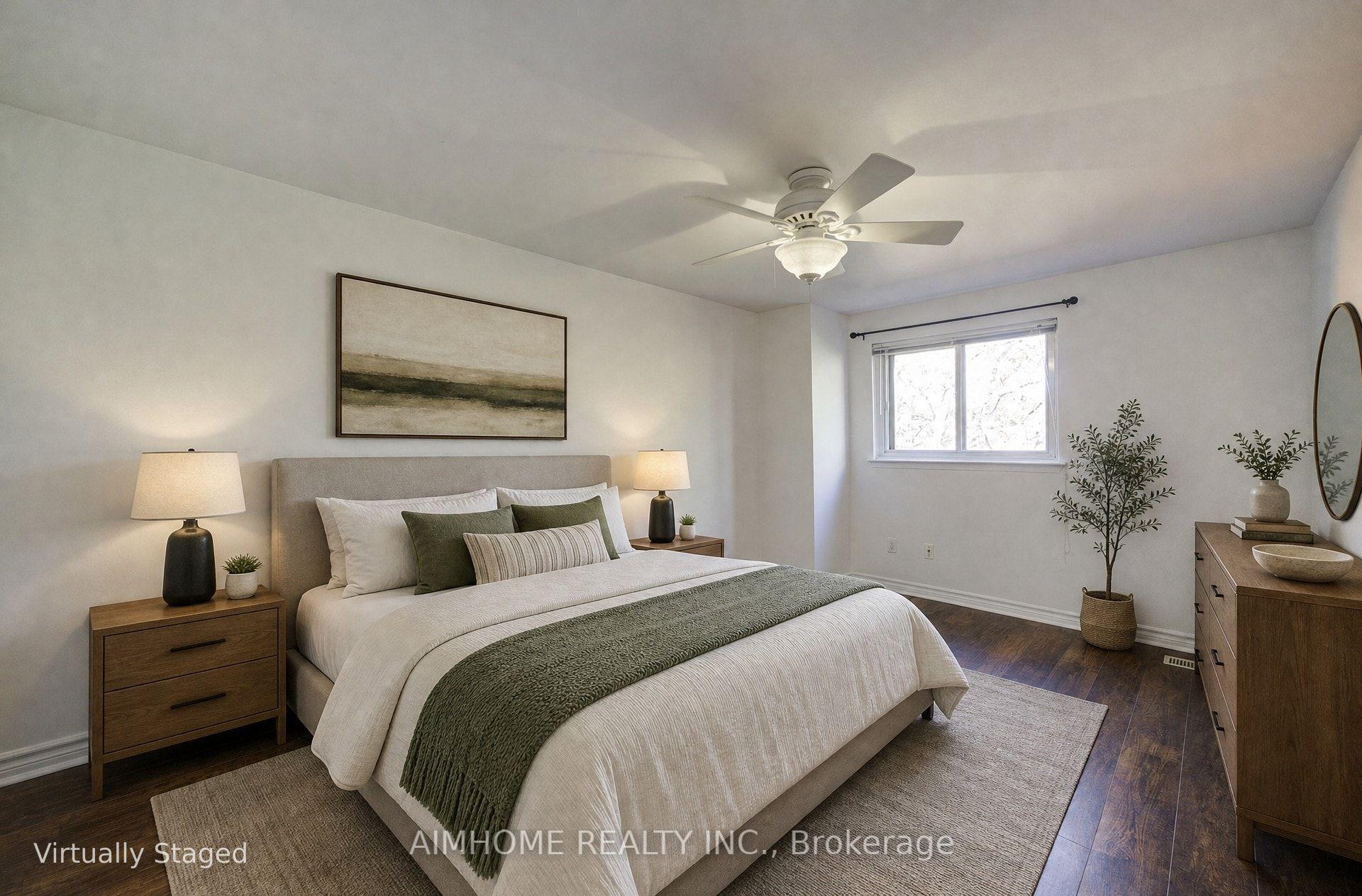 Photo 21 of 34 Stately Way, Markham, Royal Orchard — HOMEH