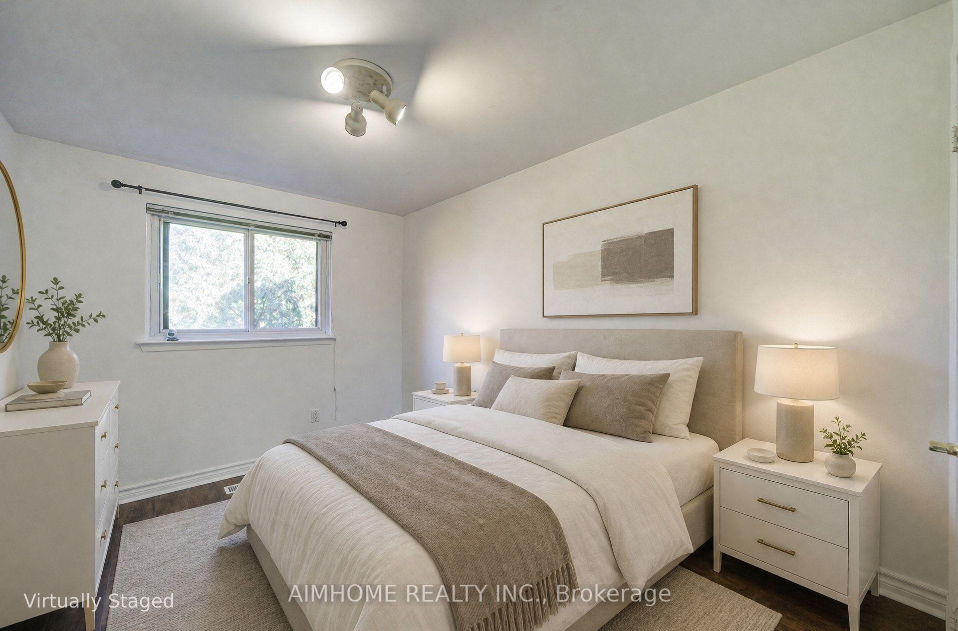 Photo 25 of 34 Stately Way, Markham, Royal Orchard — HOMEH