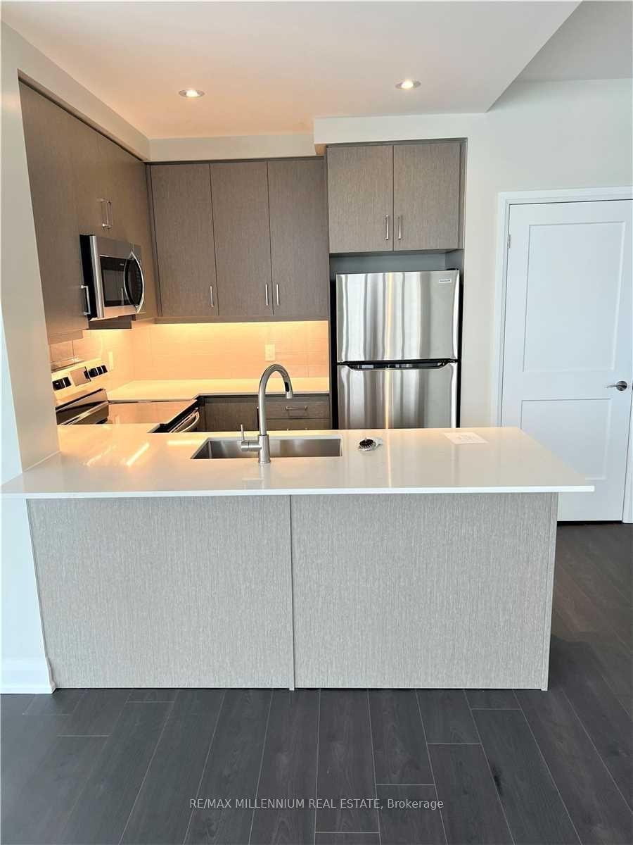 Photo 5 of Unit 404, 15 Lynch Street, Brampton, Queen Street Corridor — HOMEH