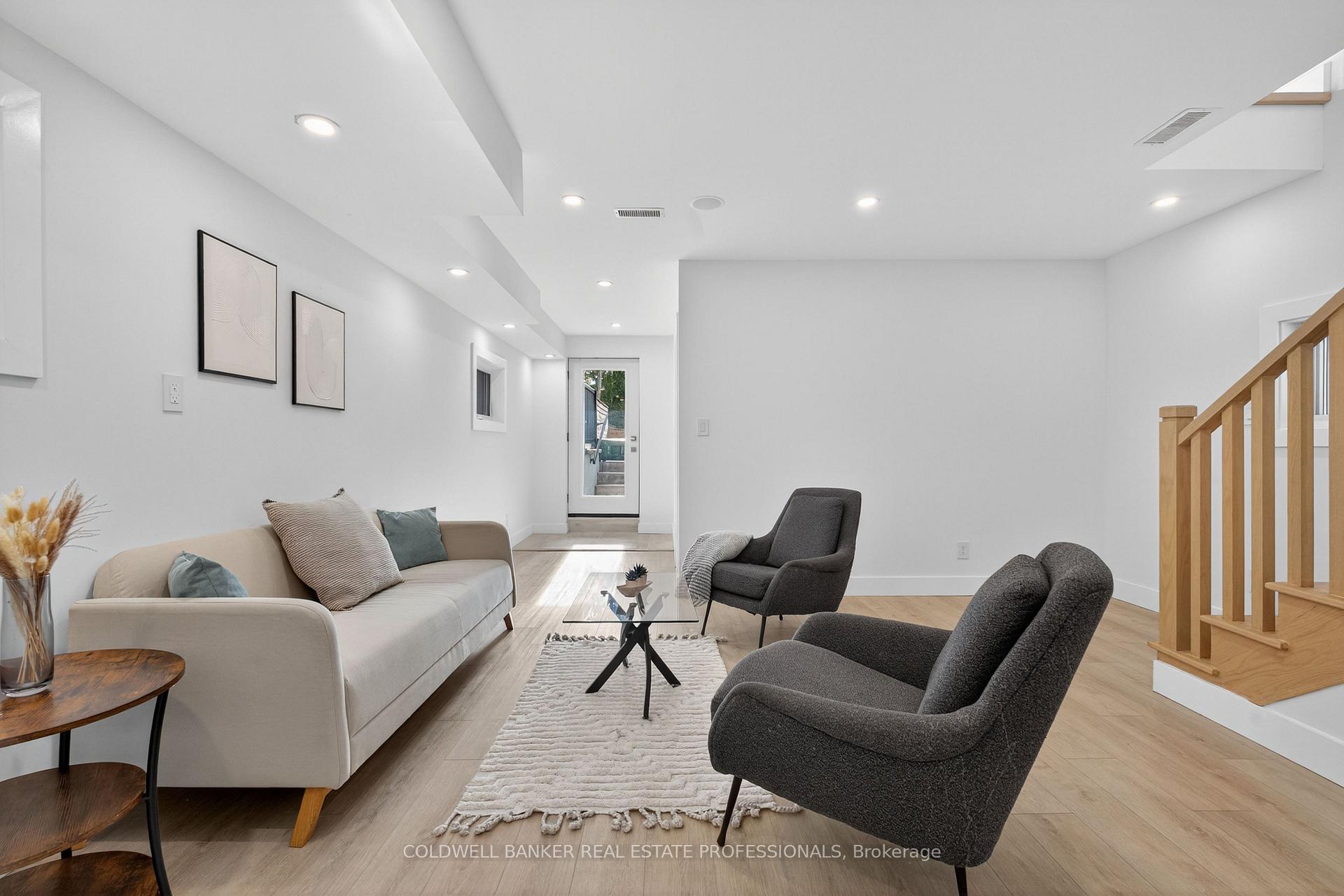 Photo 17 of 223 Queensdale Avenue, Toronto, Danforth Village-East York — HOMEH
