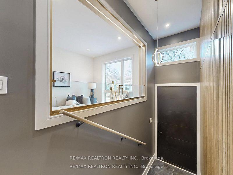 Photo 5 of 41 Algoma Street, Etobicoke, Mimico — HOMEH