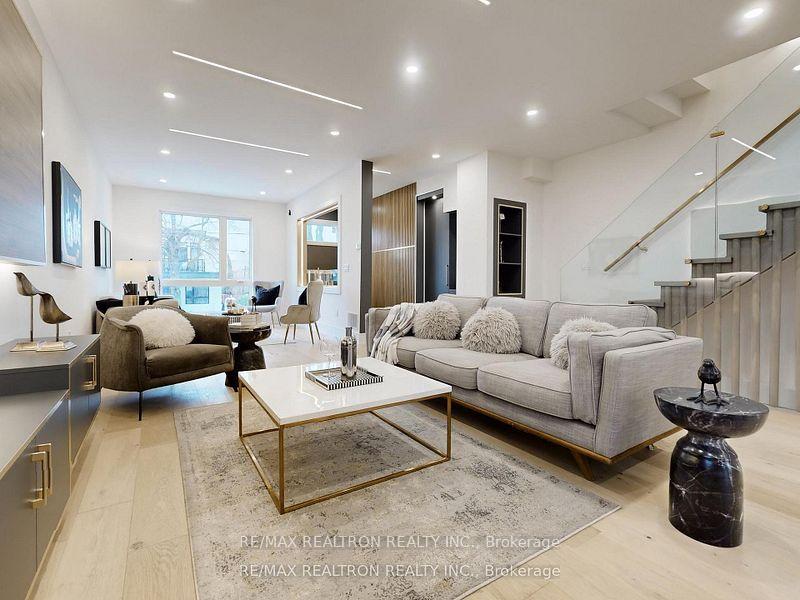 Photo 6 of 41 Algoma Street, Etobicoke, Mimico — HOMEH