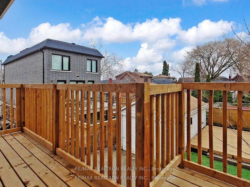 Photo 21 of 41 Algoma Street, Etobicoke, Mimico — HOMEH