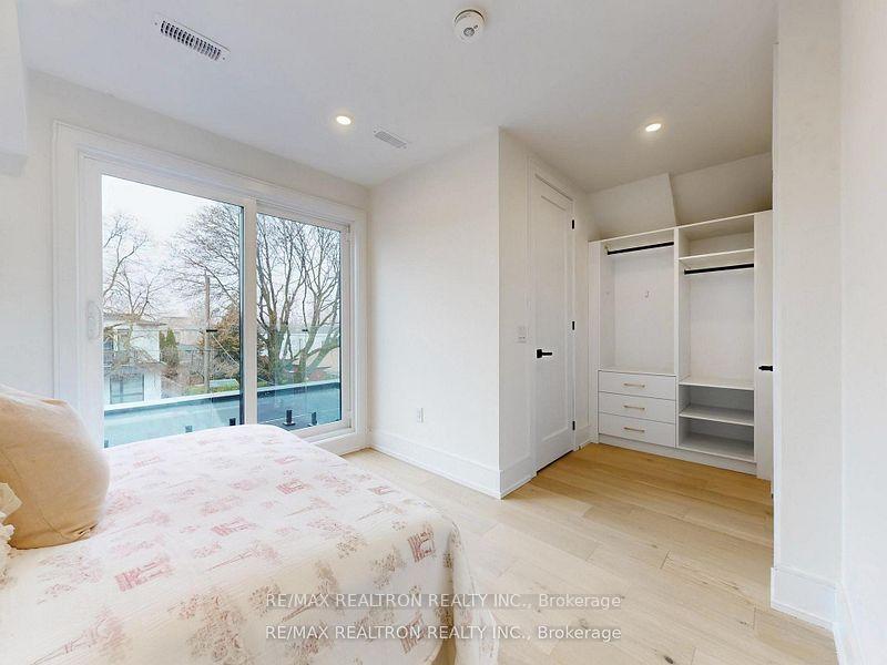 Photo 34 of 41 Algoma Street, Etobicoke, Mimico — HOMEH