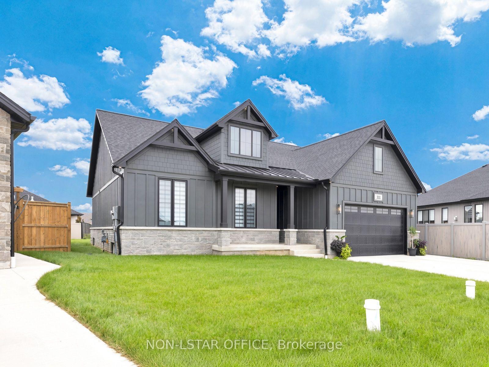 Photo 2 of 111 Bloomington Way, Chatham-Kent — HOMEH