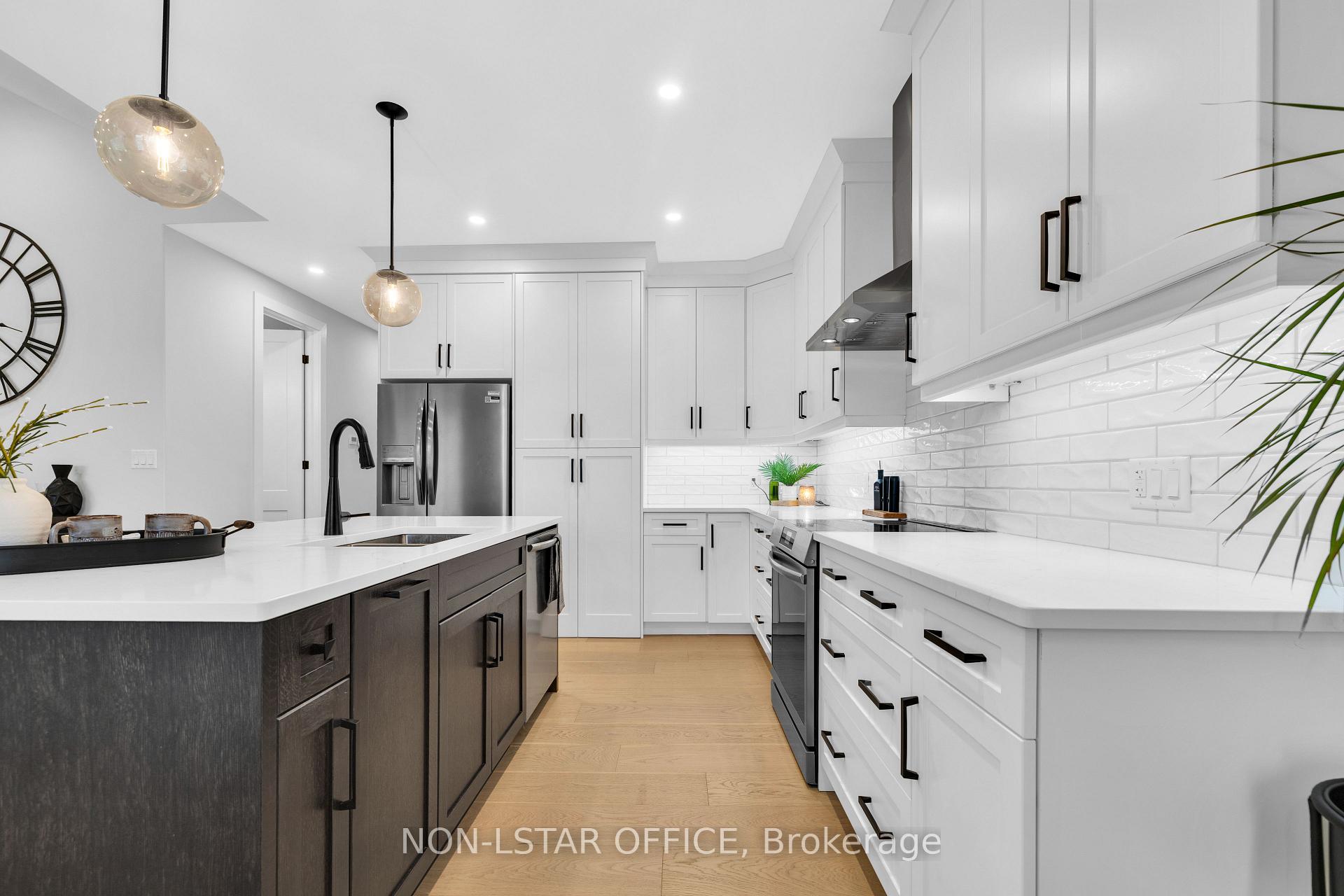 Photo 10 of 111 Bloomington Way, Chatham-Kent — HOMEH