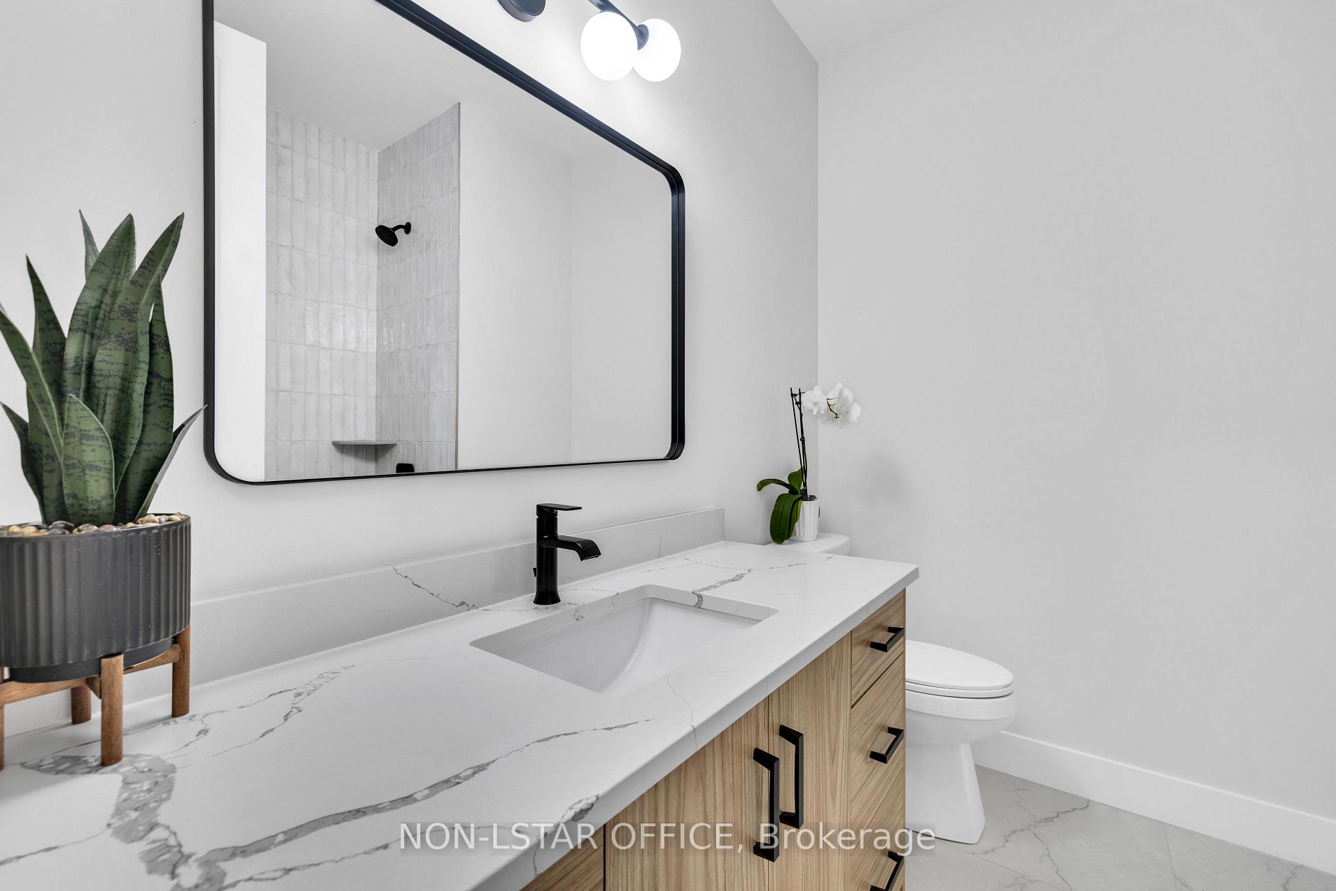 Photo 17 of 111 Bloomington Way, Chatham-Kent — HOMEH