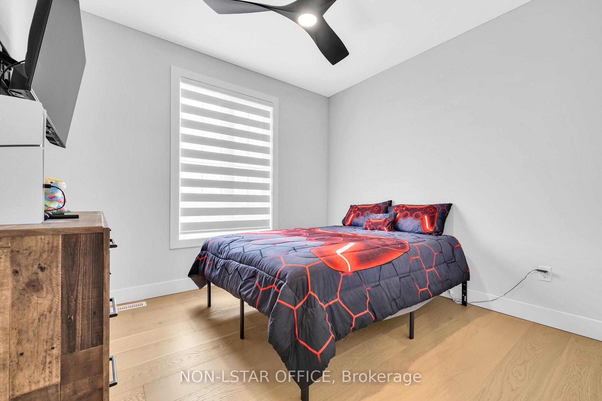 Photo 19 of 111 Bloomington Way, Chatham-Kent — HOMEH