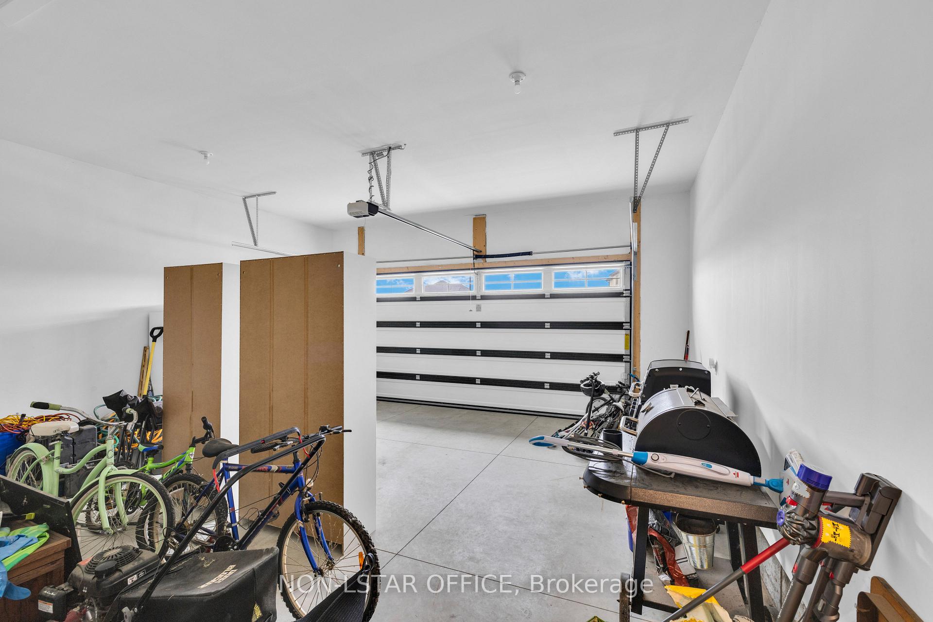 Photo 46 of 111 Bloomington Way, Chatham-Kent — HOMEH