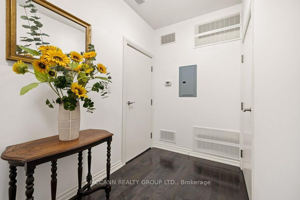 Photo 16 of 124 Scarboro Crescent, Scarborough, Cliffcrest — HOMEH