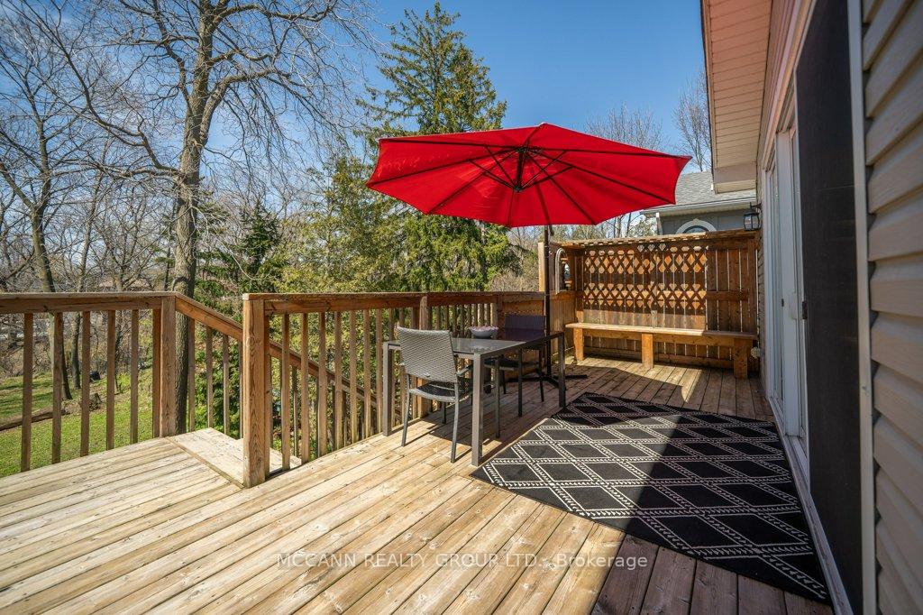 Photo 29 of 124 Scarboro Crescent, Scarborough, Cliffcrest — HOMEH