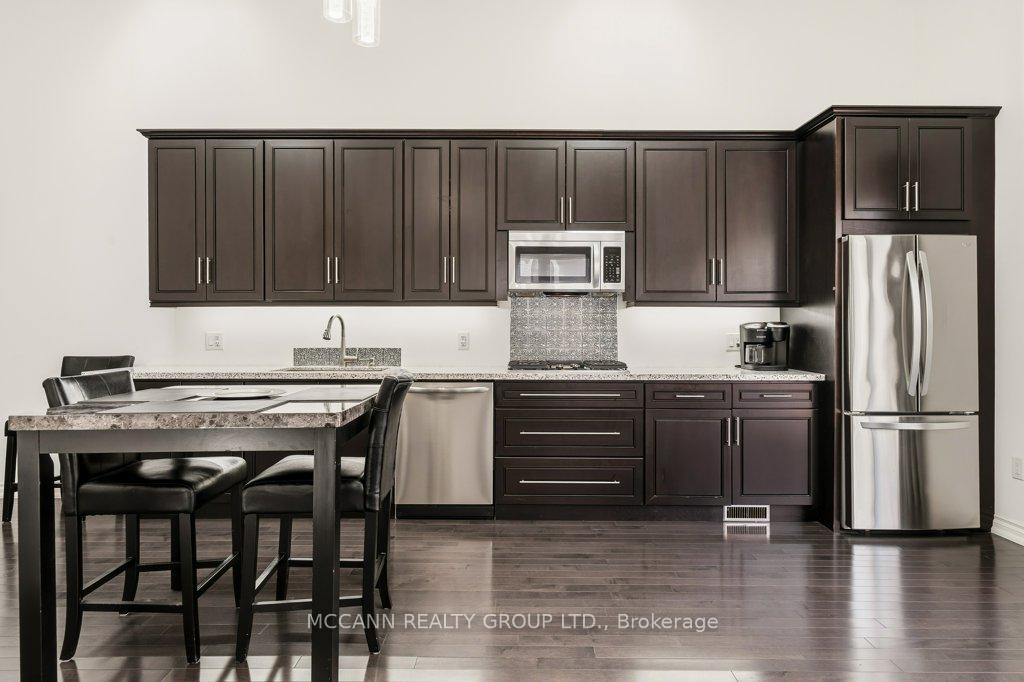 Photo 30 of 124 Scarboro Crescent, Scarborough, Cliffcrest — HOMEH