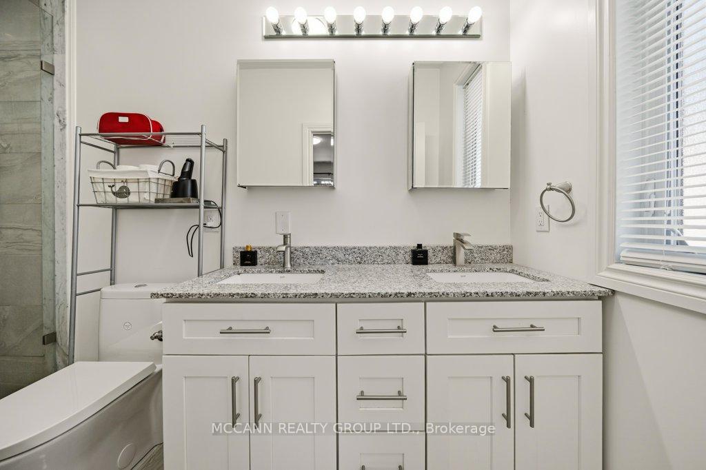 Photo 33 of 124 Scarboro Crescent, Scarborough, Cliffcrest — HOMEH