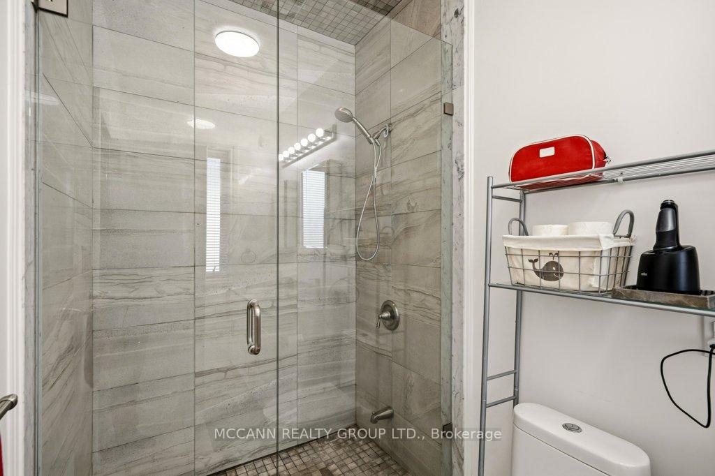 Photo 34 of 124 Scarboro Crescent, Scarborough, Cliffcrest — HOMEH