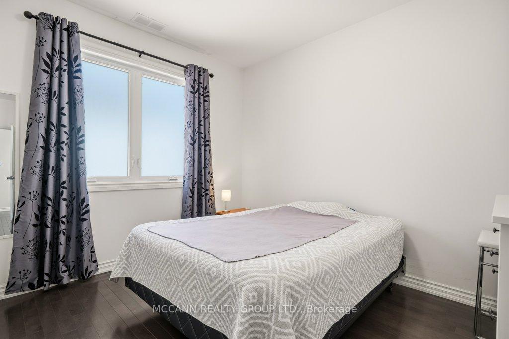 Photo 35 of 124 Scarboro Crescent, Scarborough, Cliffcrest — HOMEH