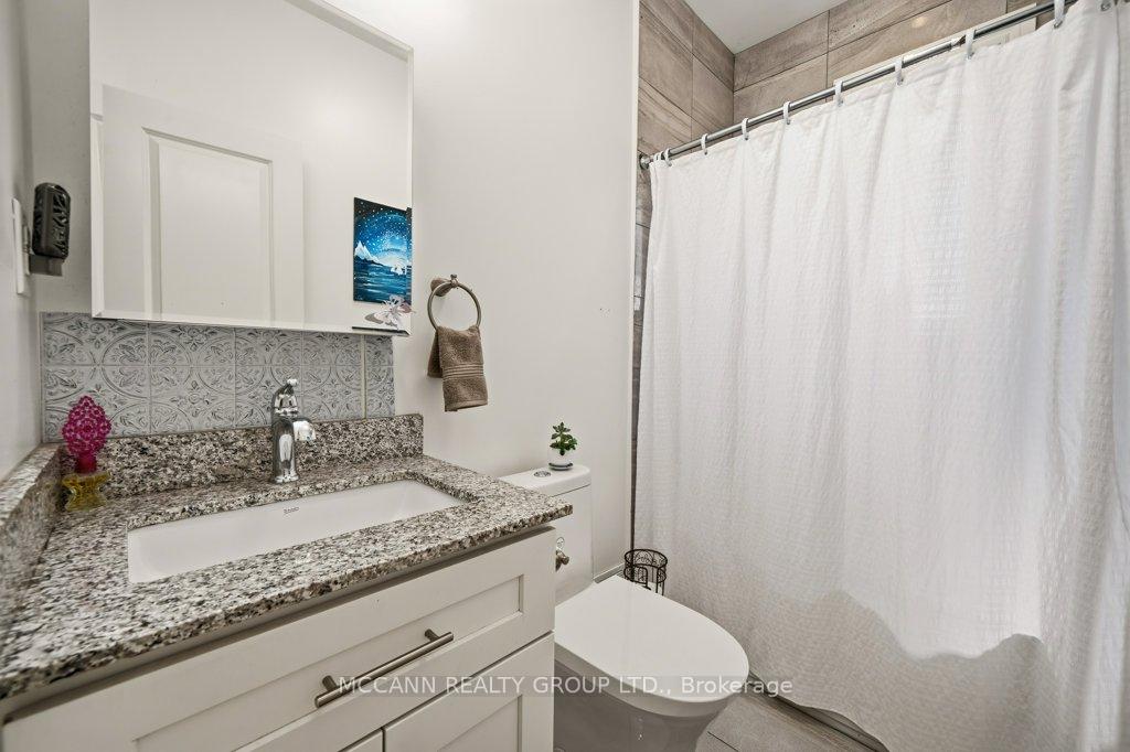 Photo 37 of 124 Scarboro Crescent, Scarborough, Cliffcrest — HOMEH