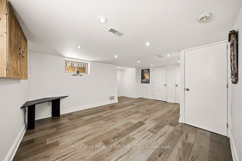 Photo 38 of 124 Scarboro Crescent, Scarborough, Cliffcrest — HOMEH