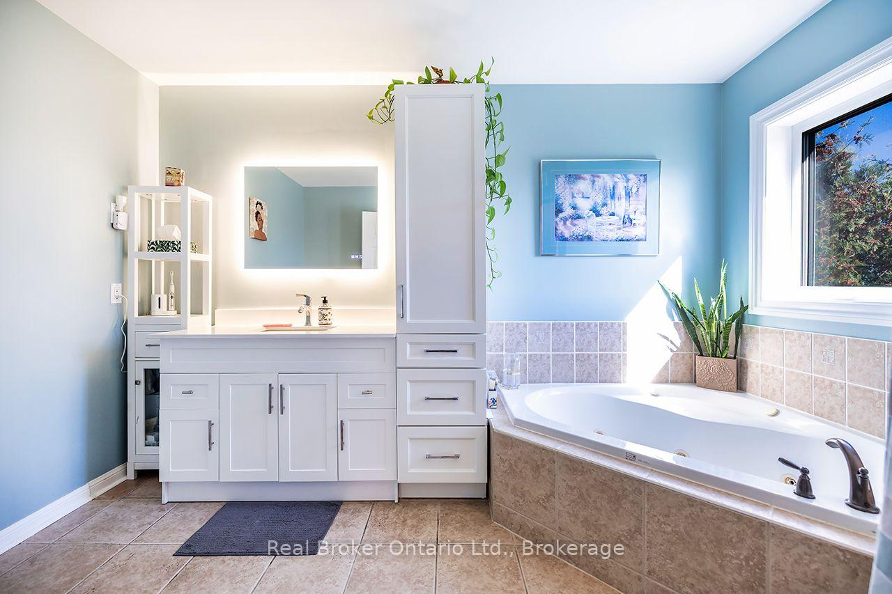Photo 25 of 187 Padfield Drive, Clarington, Bowmanville — HOMEH