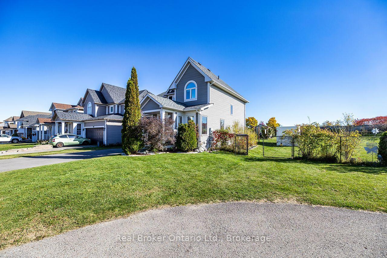 Photo 39 of 187 Padfield Drive, Clarington, Bowmanville — HOMEH