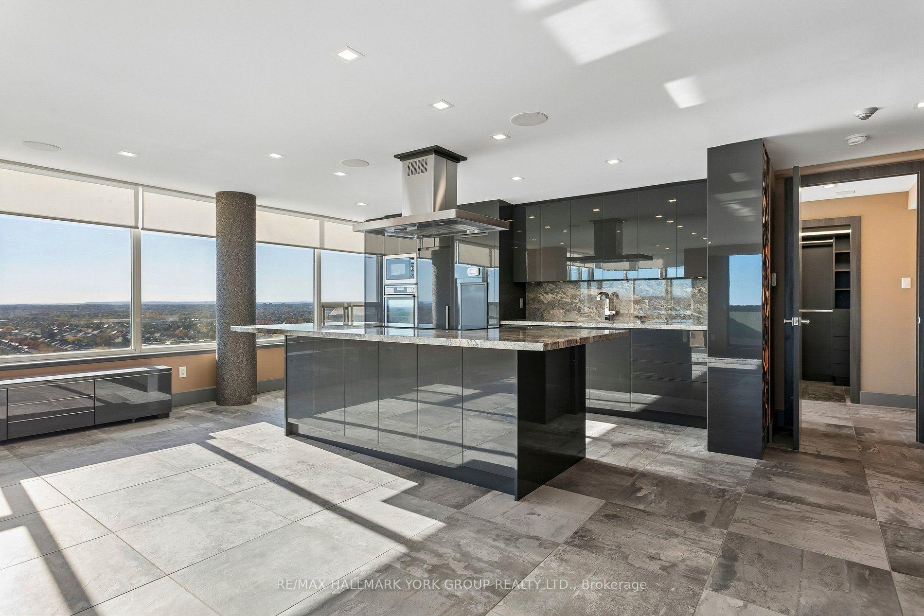 Photo 9 of Unit 1909, 700 Constellation Drive, Mississauga, Hurontario — HOMEH