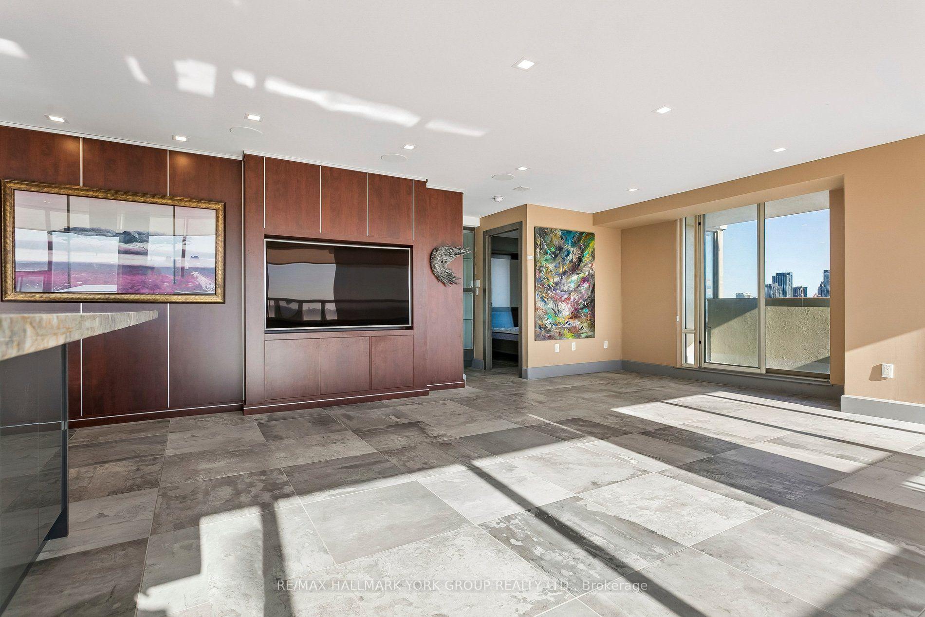 Photo 11 of Unit 1909, 700 Constellation Drive, Mississauga, Hurontario — HOMEH