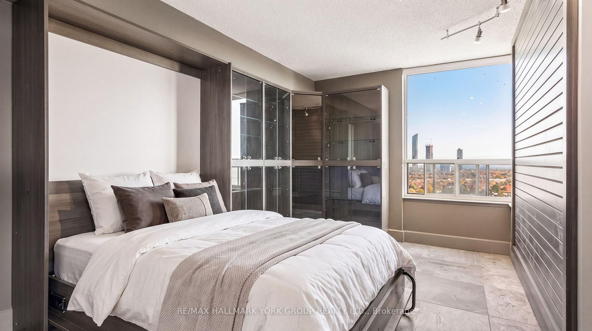 Photo 18 of Unit 1909, 700 Constellation Drive, Mississauga, Hurontario — HOMEH
