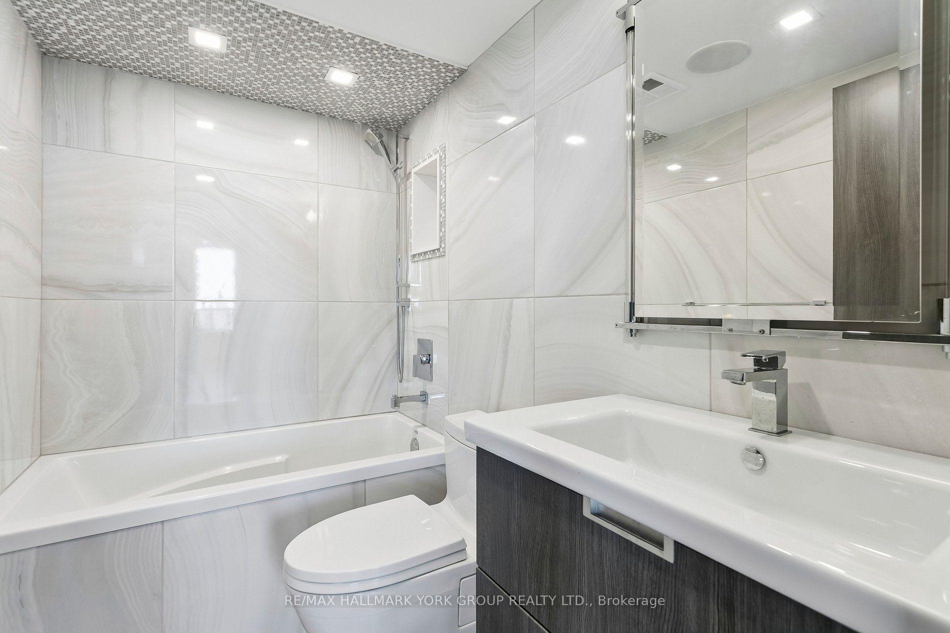 Photo 20 of Unit 1909, 700 Constellation Drive, Mississauga, Hurontario — HOMEH