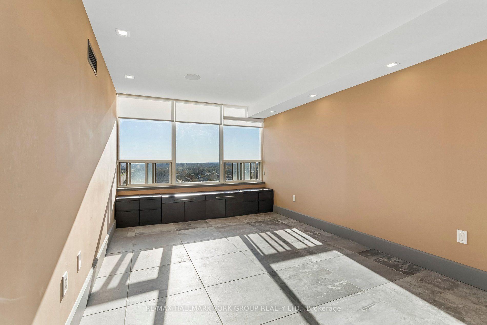 Photo 21 of Unit 1909, 700 Constellation Drive, Mississauga, Hurontario — HOMEH
