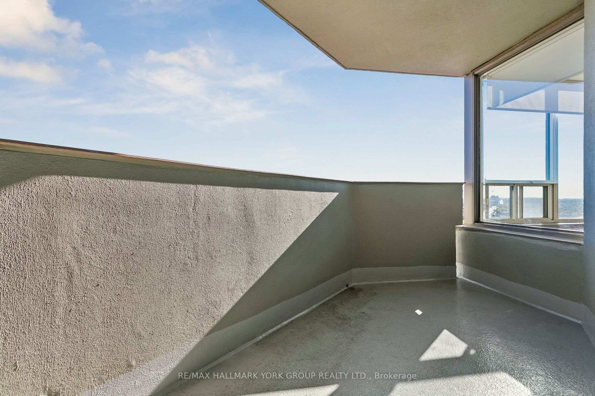 Photo 30 of Unit 1909, 700 Constellation Drive, Mississauga, Hurontario — HOMEH