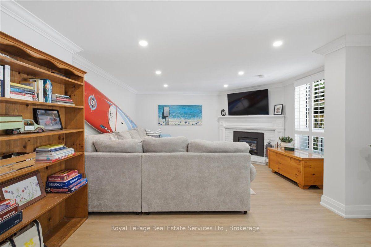 Photo 22 of Unit 5, 2120 Marine Drive, Oakville, Bronte — HOMEH