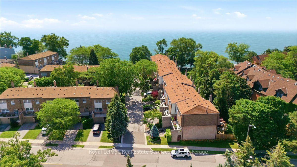 Photo 31 of Unit 5, 2120 Marine Drive, Oakville, Bronte — HOMEH