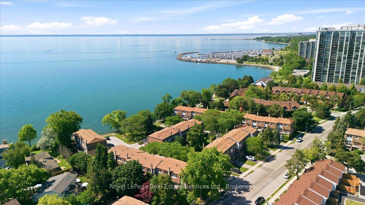 Photo 35 of Unit 5, 2120 Marine Drive, Oakville, Bronte — HOMEH