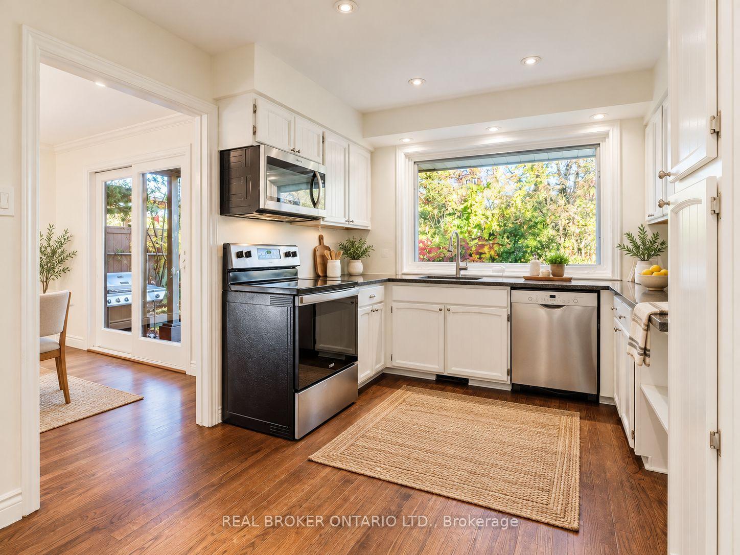 Photo 9 of 905 Plante Drive, Ottawa, Hunt Club/Western Community — HOMEH