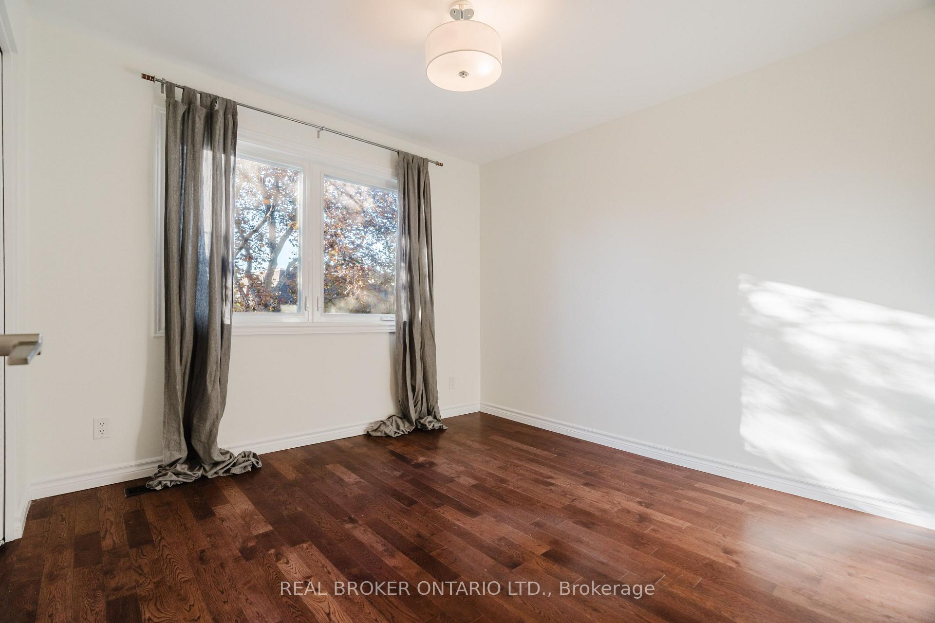 Photo 32 of 905 Plante Drive, Ottawa, Hunt Club/Western Community — HOMEH