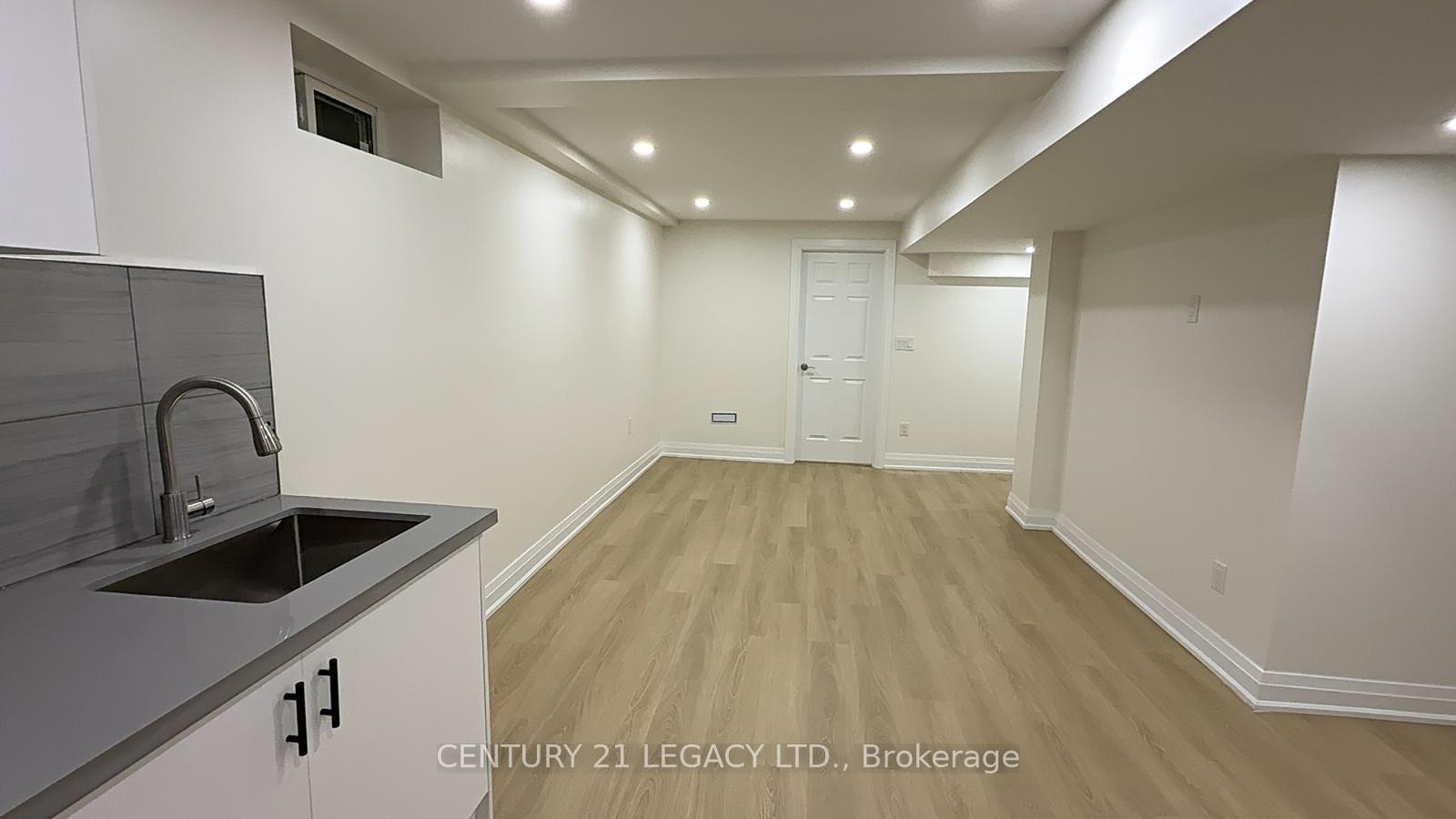 Photo of Unit Lower, 935 Catskill Drive