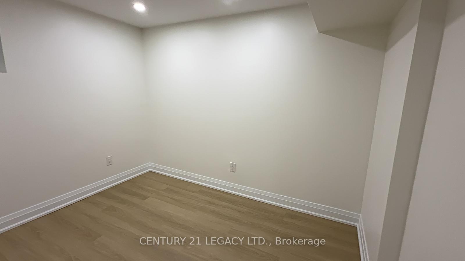 Photo 13 of Unit Lower, 935 Catskill Drive, Oshawa, Northglen — HOMEH