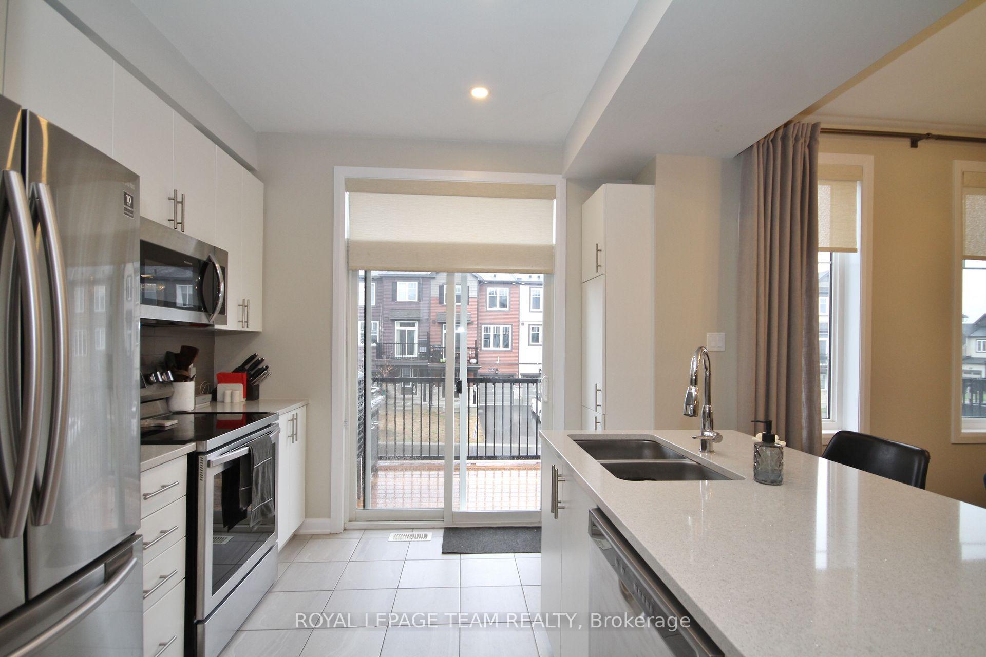 Photo 6 of 516 Galmoy Way, Ottawa, Barrhaven - Half Moon Bay — HOMEH