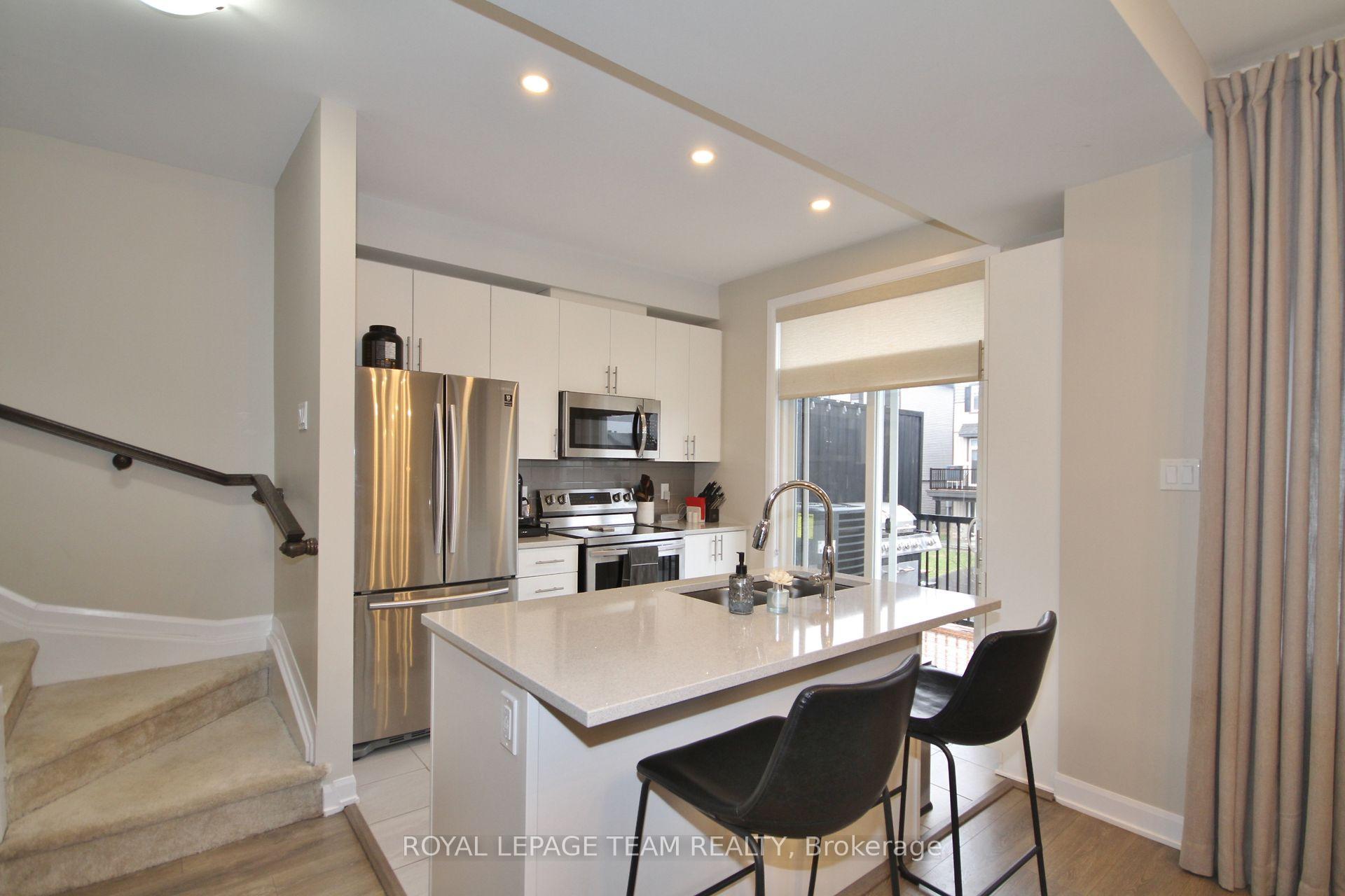 Photo 7 of 516 Galmoy Way, Ottawa, Barrhaven - Half Moon Bay — HOMEH